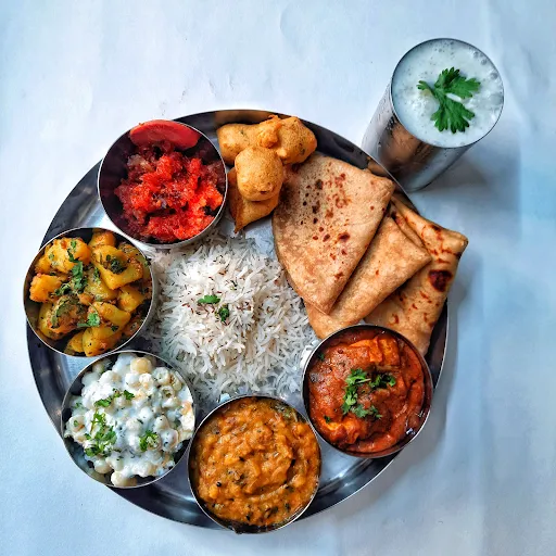 Punjabi Deluxe Thali