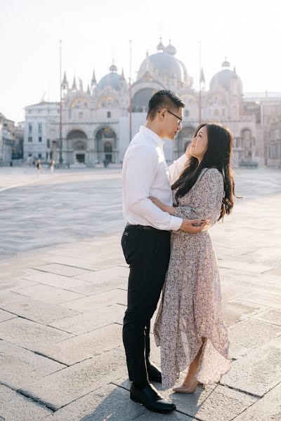 Fotógrafo de casamento Alina Indi (alinaindiphoto). Foto de 18 de abril 2022