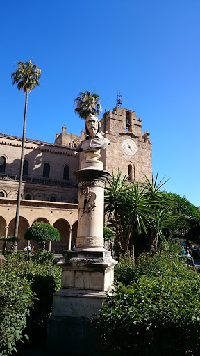 Monreale - Busto A Pietro Novelli