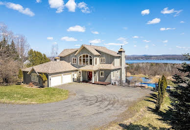 House with garden and terrace 9