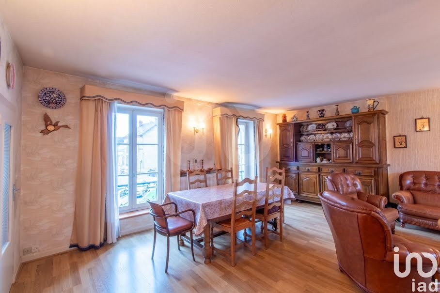 Vente maison 8 pièces 176 m² à Lorris (45260), 185 000 €