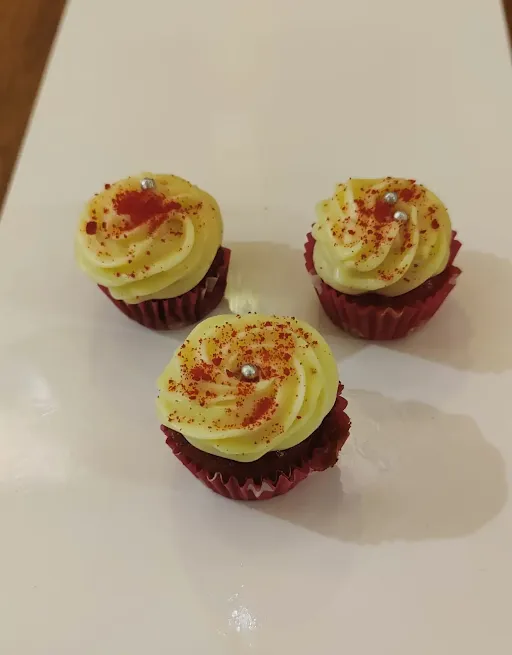 Red Velvet Cream Cheese Cupcake