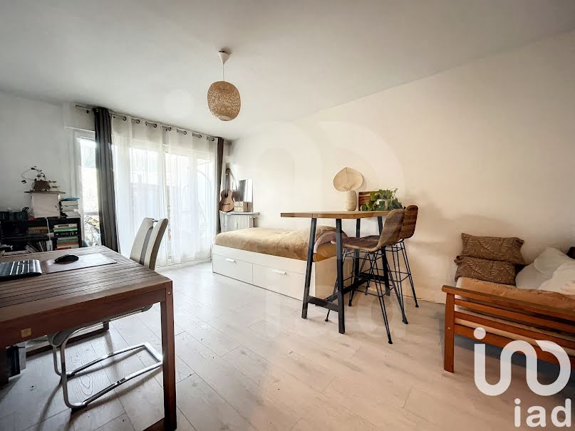 Vente appartement 1 pièce 27 m² à Le Plessis-Robinson (92350), 190 000 €