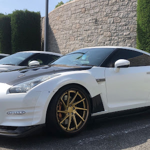 NISSAN GT-R R35