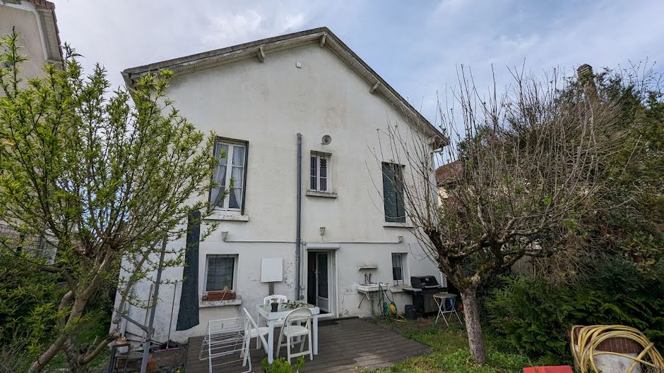 Vente maison 6 pièces 81.9 m² à Joigny (89300), 138 000 €