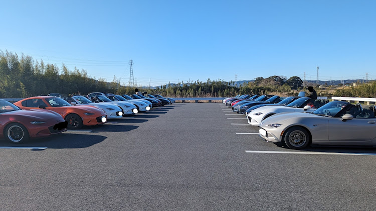 ロードスターのいつもいいね＆コメントありがとうございます🥰・ロードスター ・ヒカリモノ・おは房ツーリングに関するカスタム事例の投稿画像2枚目