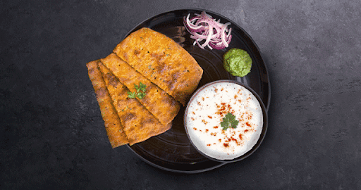 Paneer Paratha [2] & Masala Dahi Thali