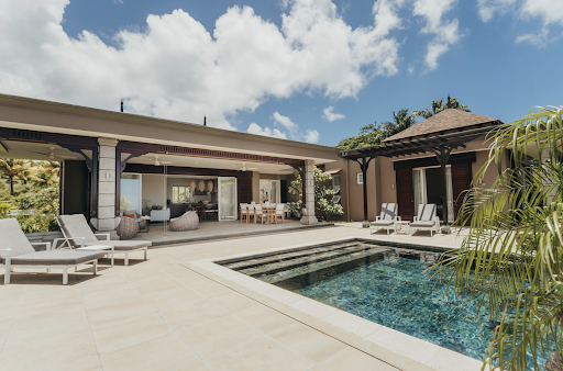 Prestige property for sale in Bel Ombre (Mauritius) - Modern villa with pool and terrace