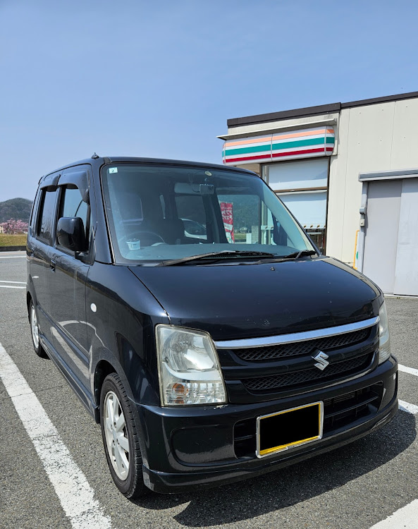 ワゴンRのいつぶりの洗車？・洗車日和☀・ワックス掛け・丸亀製麺に関するカスタム事例の投稿画像1枚目
