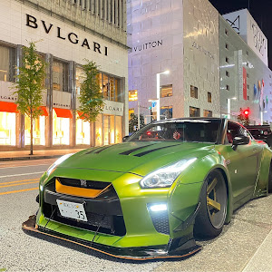 NISSAN GT-R R35