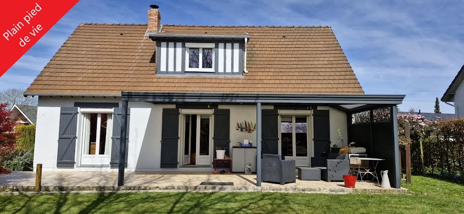 Vente maison 6 pièces 115 m² à Yvetot (76190), 260 000 €