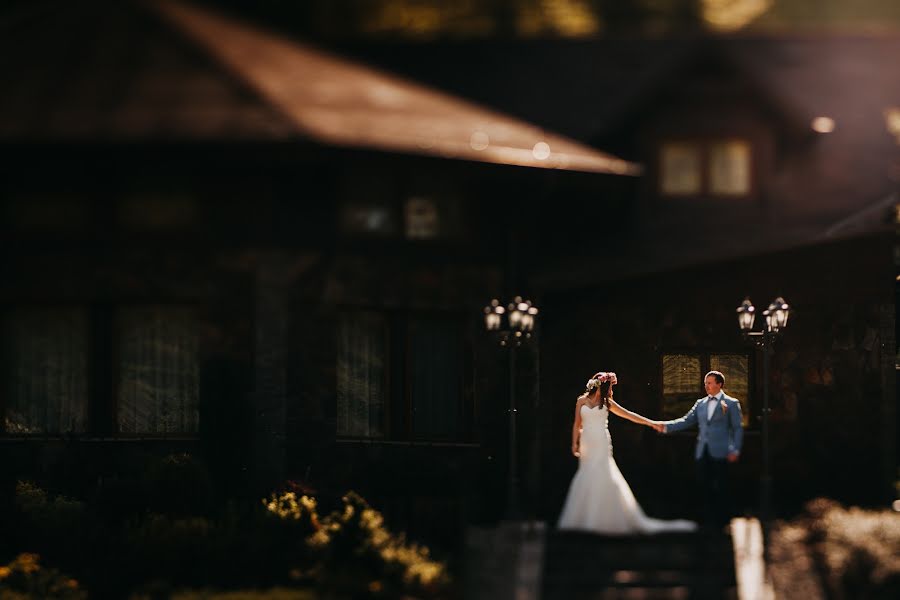 Fotógrafo de bodas Veres Izolda (izolda). Foto del 1 de mayo 2018