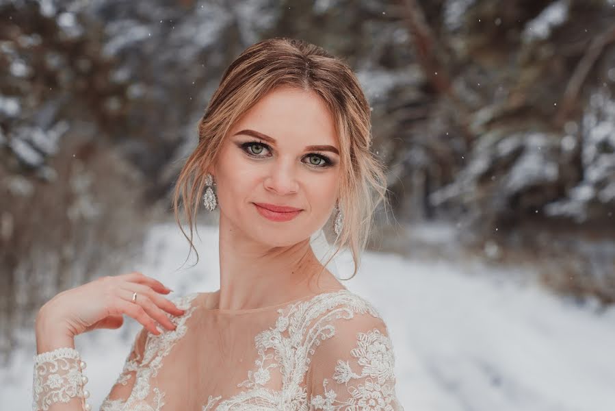 Fotógrafo de casamento Yuliya Kholodnaya (holodnaya). Foto de 3 de fevereiro 2019