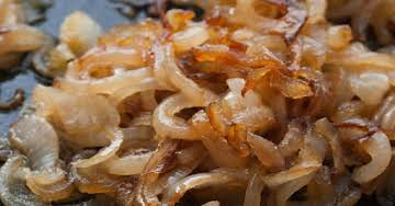 SLOW COOKER CARAMELIZED ONIONS