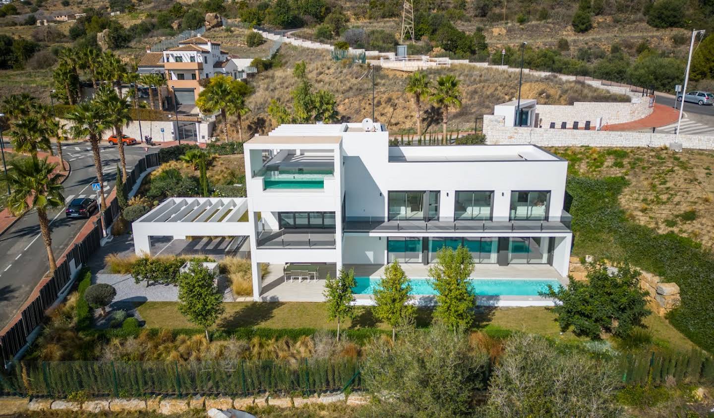 Villa with pool and terrace Benalmádena