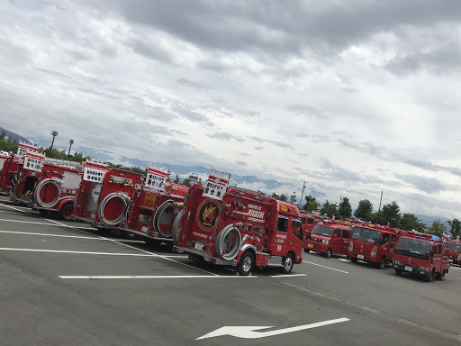 M3 クーペ M3の日野デュトロ ランクル70 甲府市 ポンプ車操法大会 赤い車に関するカスタム メンテナンスの投稿画像 車のカスタム 情報はcartune