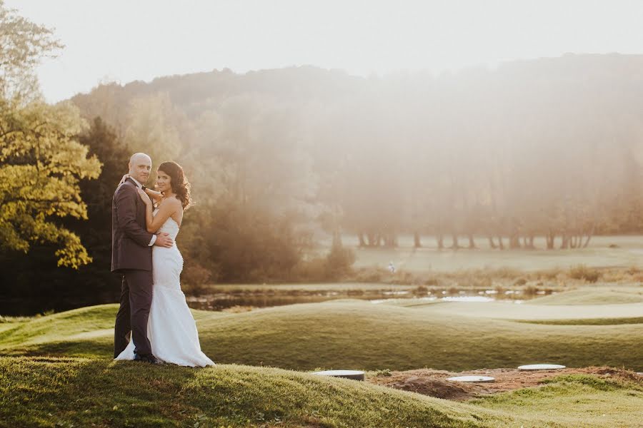 Fotografo di matrimoni Courtney Pike (barephotography). Foto del 5 giugno 2019