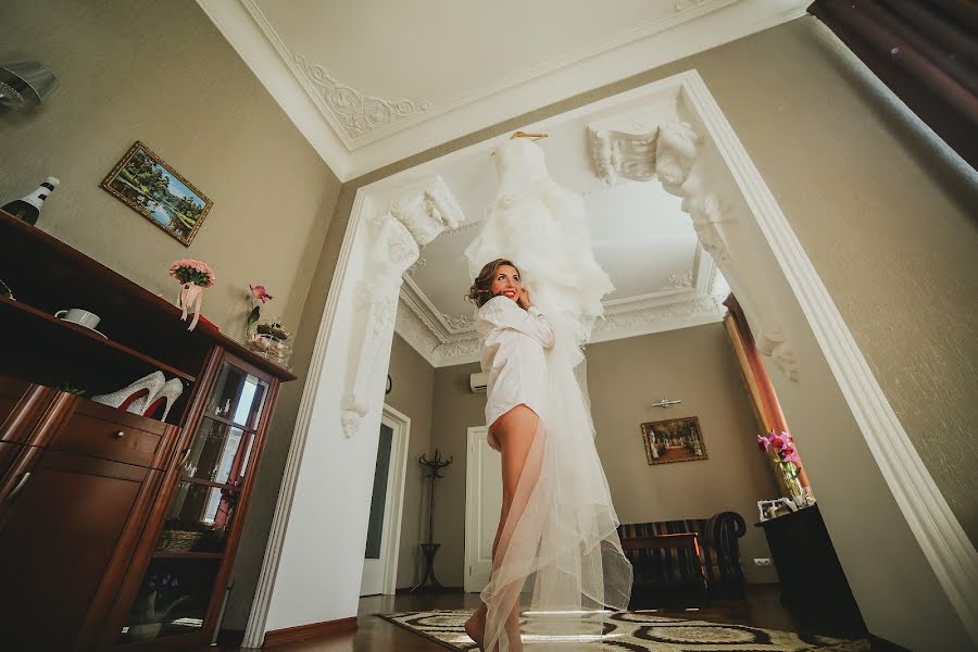 Fotógrafo de bodas Dmitriy Mikhaylovich (serfenday). Foto del 27 de agosto 2015