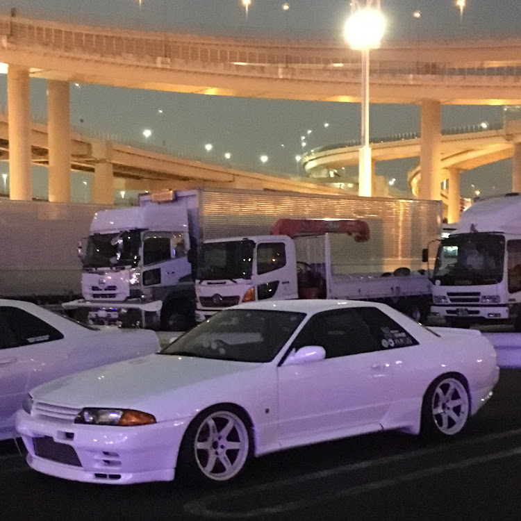 スカイライン GT-Rの大黒PA・勝手に撮影ごめんなさい・辰巳第一PA・湾岸線・夜景と愛車に関するカスタム事例の投稿画像1枚目