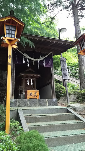 塩釜神社