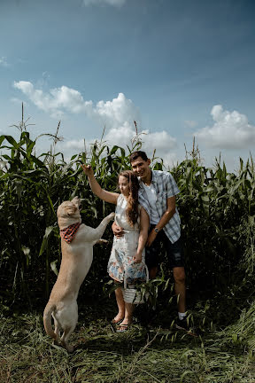 Fotógrafo de casamento Oksana Saveleva (tesattices). Foto de 6 de dezembro 2019