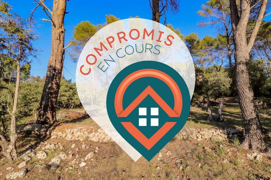 Vente terrain  1395 m² à Flayosc (83780), 159 000 €