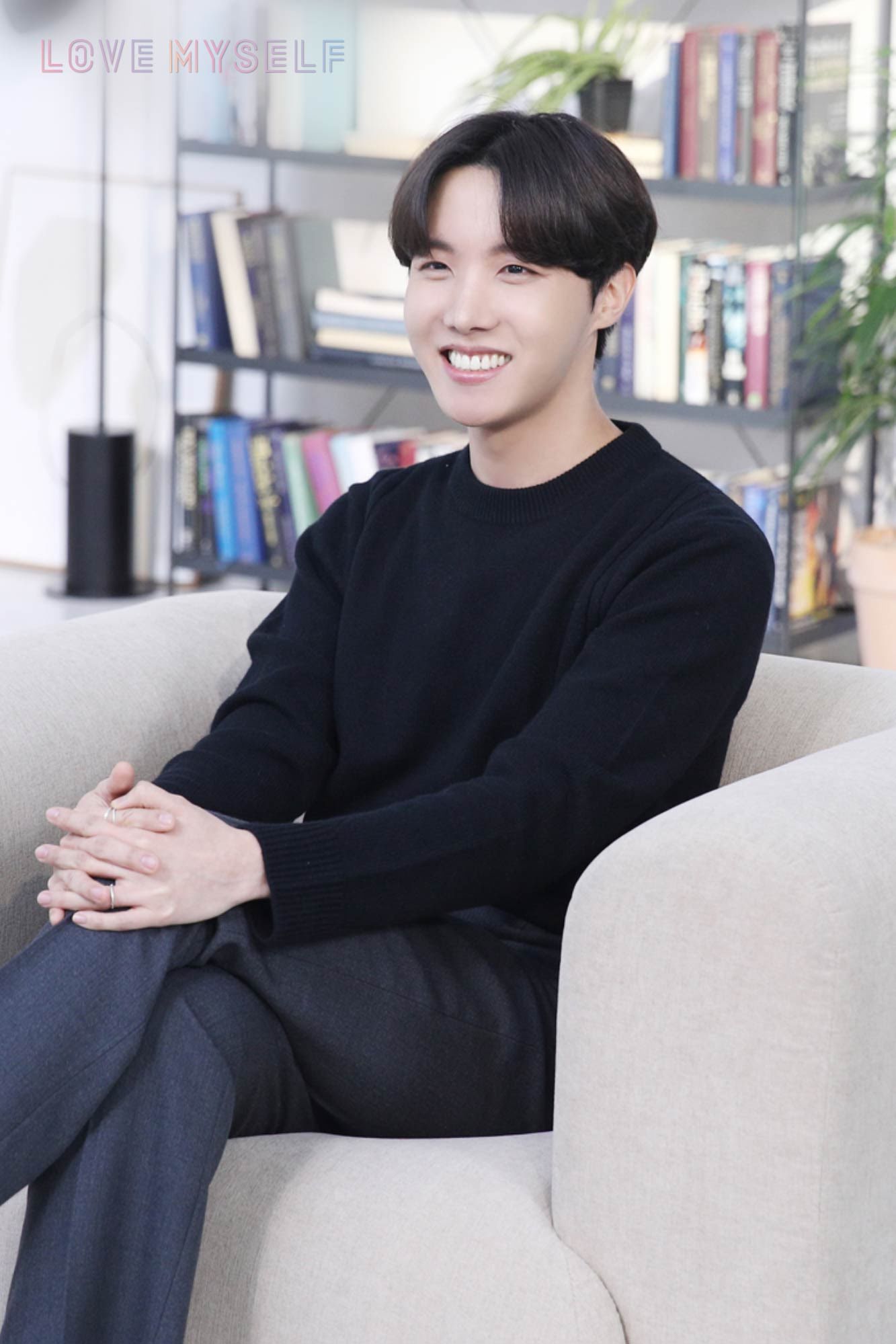J-HOPE_2