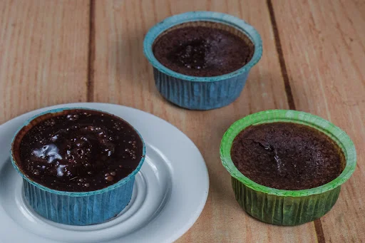 Lava Cup Cake Eggless