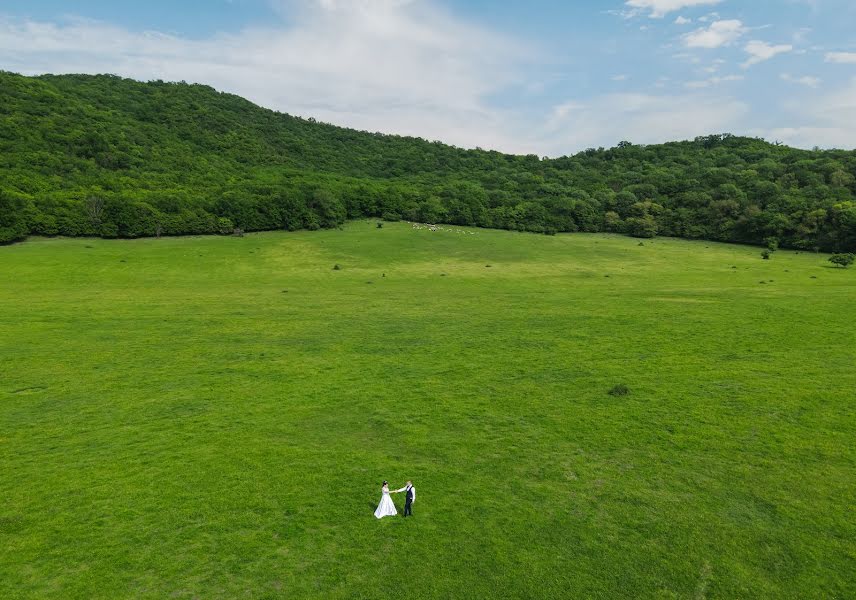 Fotógrafo de bodas Bondo Javakhishvili (tbilisi). Foto del 27 de abril 2023