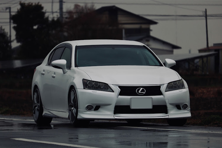 GSのLEXUS・GS・モデリスタ・あけましておめでとうございますに関するカスタム事例の投稿画像1枚目