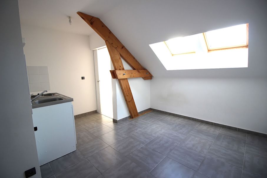 Location  appartement 2 pièces 30.55 m² à Troyes (10000), 448 €