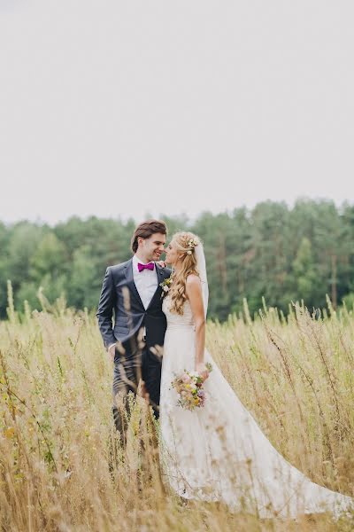 Fotografo di matrimoni Vitaliy Ukhov (uhov). Foto del 5 aprile 2014