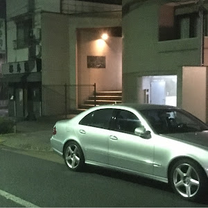 Eクラス W211