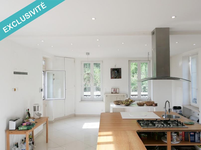 Vente maison 9 pièces 268 m² à La Ferté-sous-Jouarre (77260), 390 000 €