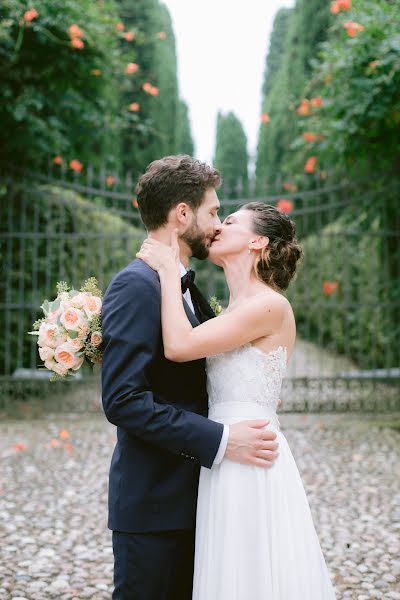 Fotografo di matrimoni Erika Kawas (erikakawas). Foto del 10 giugno 2020