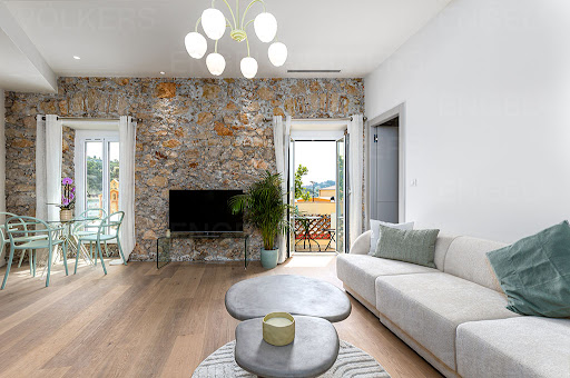 Apartment 5