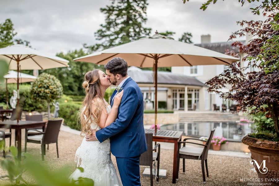 Fotógrafo de casamento Mercedes Evans (mercedesevansph). Foto de 2 de julho 2019