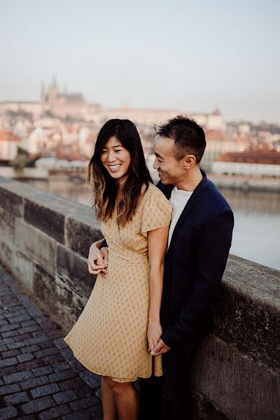 Fotógrafo de bodas Eva Havlová (evewithcamera). Foto del 28 de enero 2019