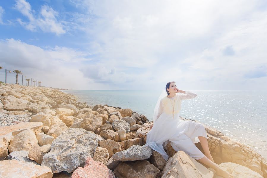 Fotógrafo de bodas Yulia Bruk (lumierelle). Foto del 10 de abril 2018