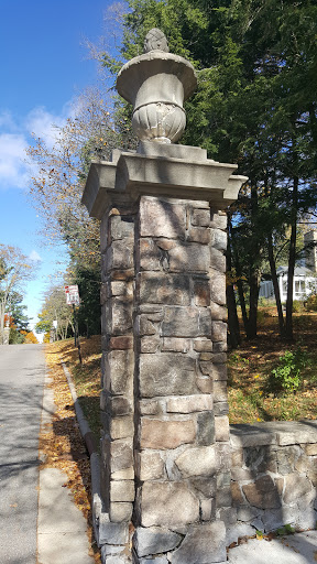 Stewart Park Pillar #4