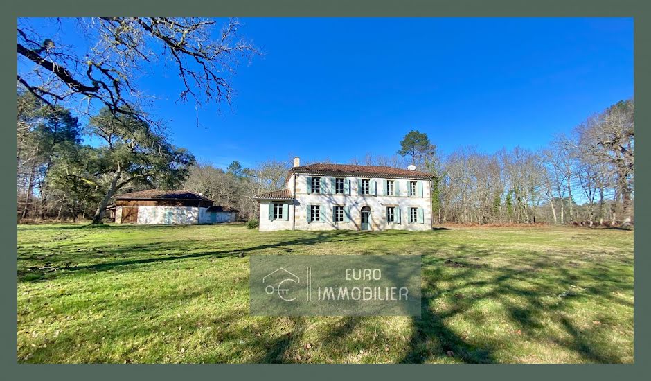 Vente propriété 7 pièces 443 m² à Callen (40430), 775 000 €