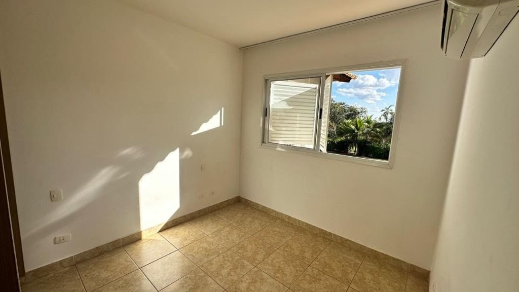 Chácara à venda com 4 quartos, 330m² - Foto 37