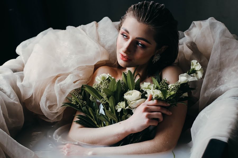 Fotógrafo de casamento Vladi Bush (vladabushphoto). Foto de 28 de fevereiro 2020