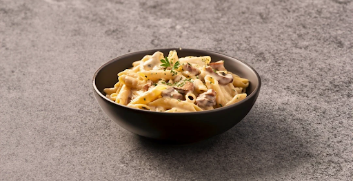 Non-veg White Sauce Pasta