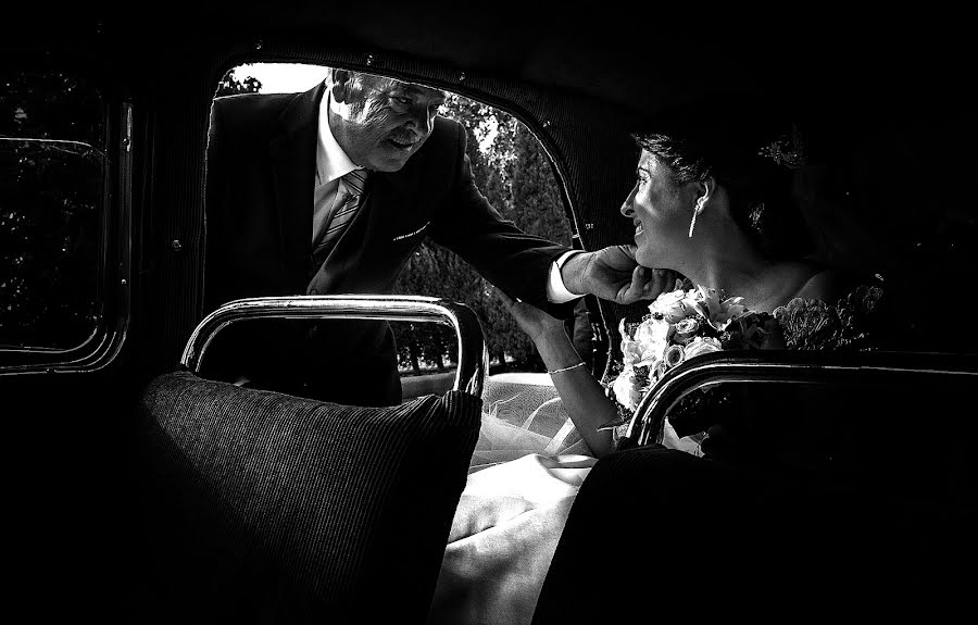 Wedding photographer Lorenzo Ruzafa (ruzafaphotograp). Photo of 5 June 2017