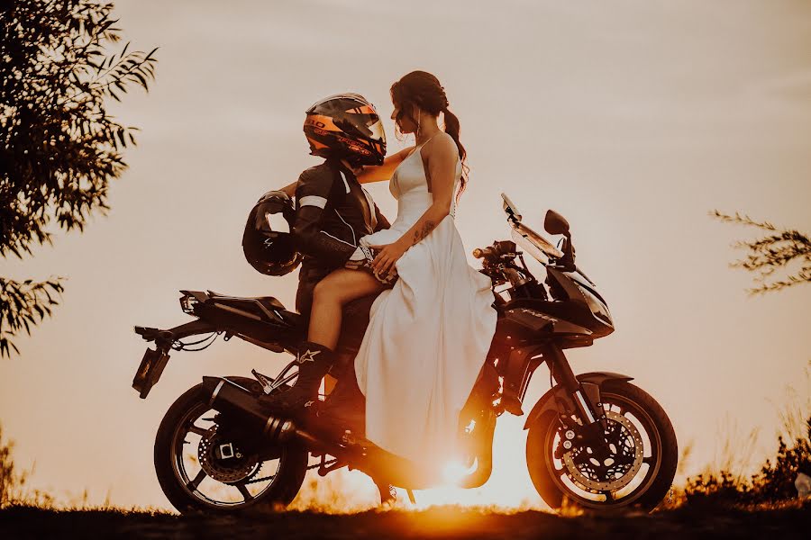 Fotografo di matrimoni Paweł Dłubacz (paulusus). Foto del 16 agosto 2022