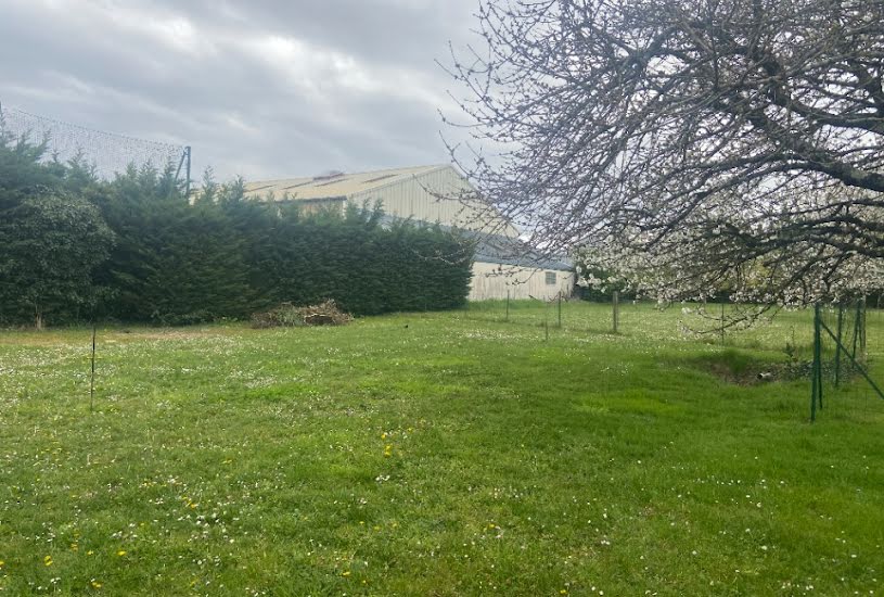  Vente Terrain à bâtir - 600m² à Semblançay (37360) 