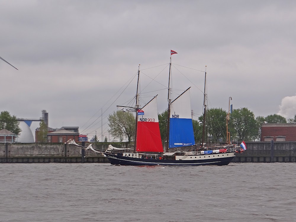 Гамбург. День порта 06.05.2017. Парусники "Мир" и "Крузенштерн".