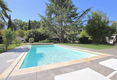 Contemporary house with pool and garden 2