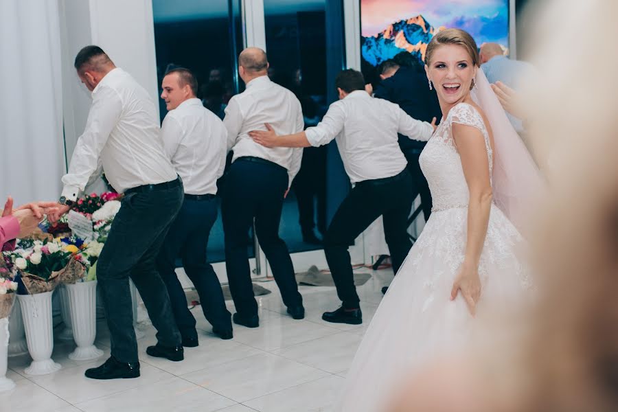 結婚式の写真家Yana Levchenko (yanalev)。2018 2月10日の写真